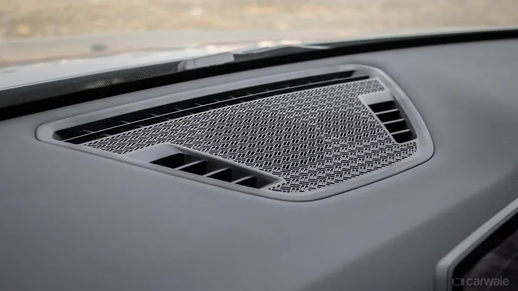 BMW iX1 LWB Central Dashboard - Top Storage/Speaker
