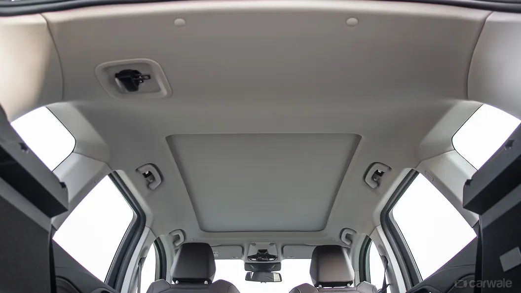 BMW iX1 LWB Inner Car Roof