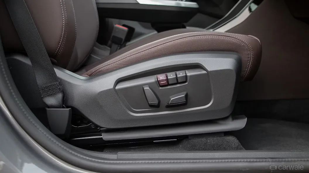 BMW iX1 LWB Seat Adjustment Electric for Driver