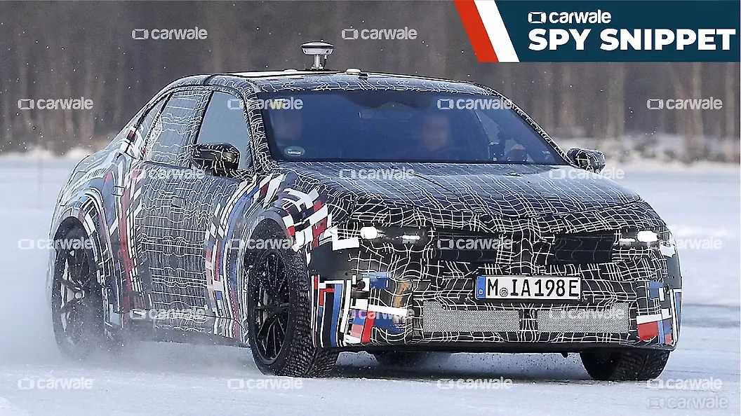 बीएमडब्ल्यू m4 ठीक सामने तीन चौथाई