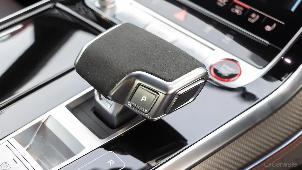 ऑडी RS Q8 परफ़ॉर्मेंस गियर शिफ़्टर / गियर शिफ़्टर स्टॉक