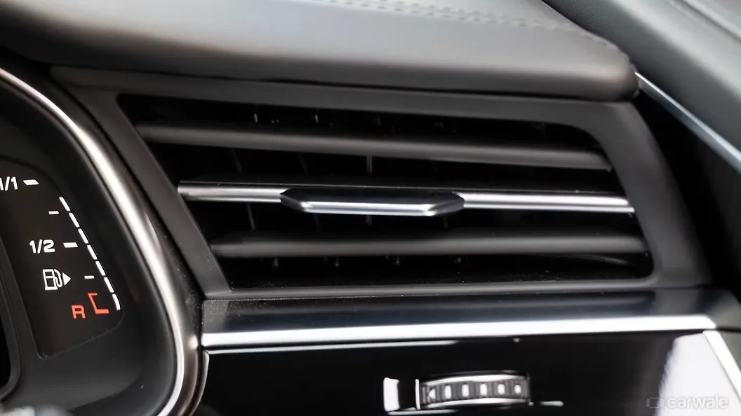 Audi RS Q8 Performance Right Side Air Vents