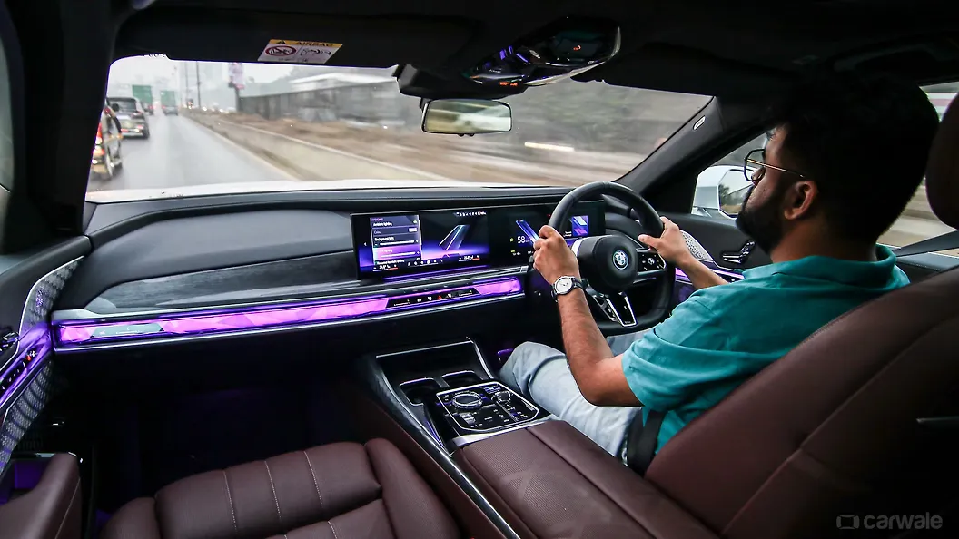 BMW i7 Dashboard