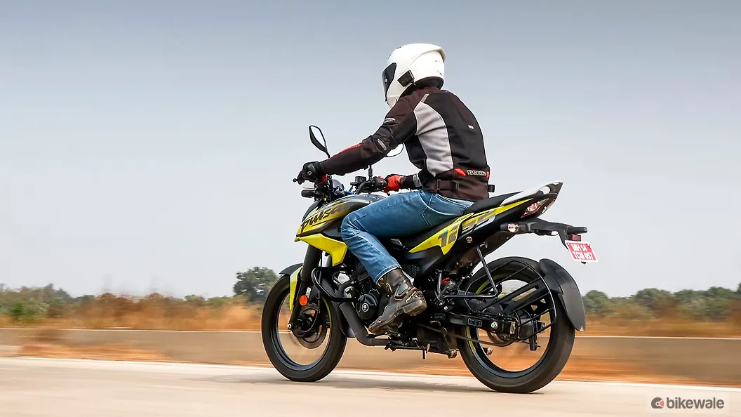 Bajaj Pulsar N125 Right Side View