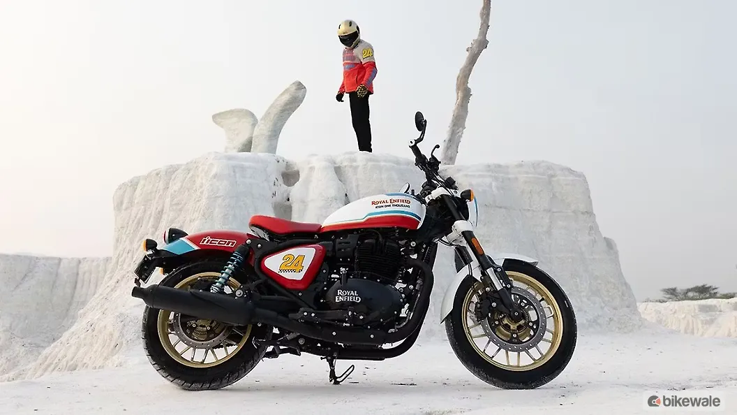 Royal Enfield Shotgun 650 Right Side View