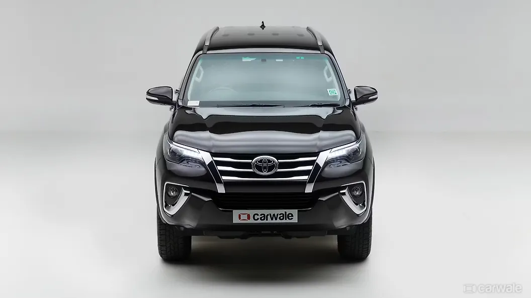 Fortuner Rhs Side Fortuner Left Side View Image, Fortuner Photos in India - CarWale