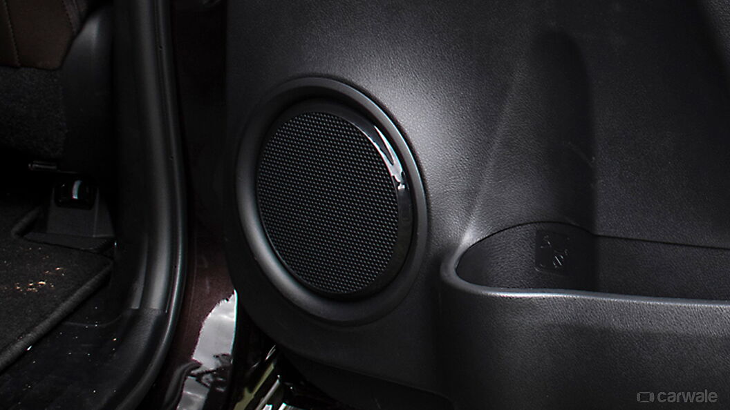 Discontinued Toyota Fortuner 2016 Rear Speakers