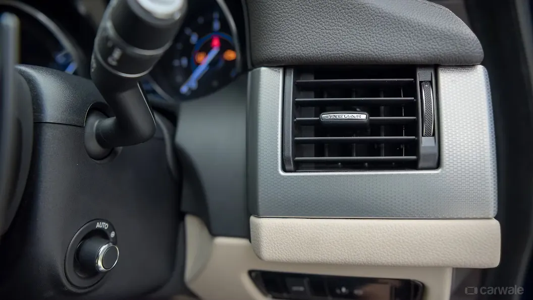 XF Right Side Air Vents Image, XF Photos in India CarWale