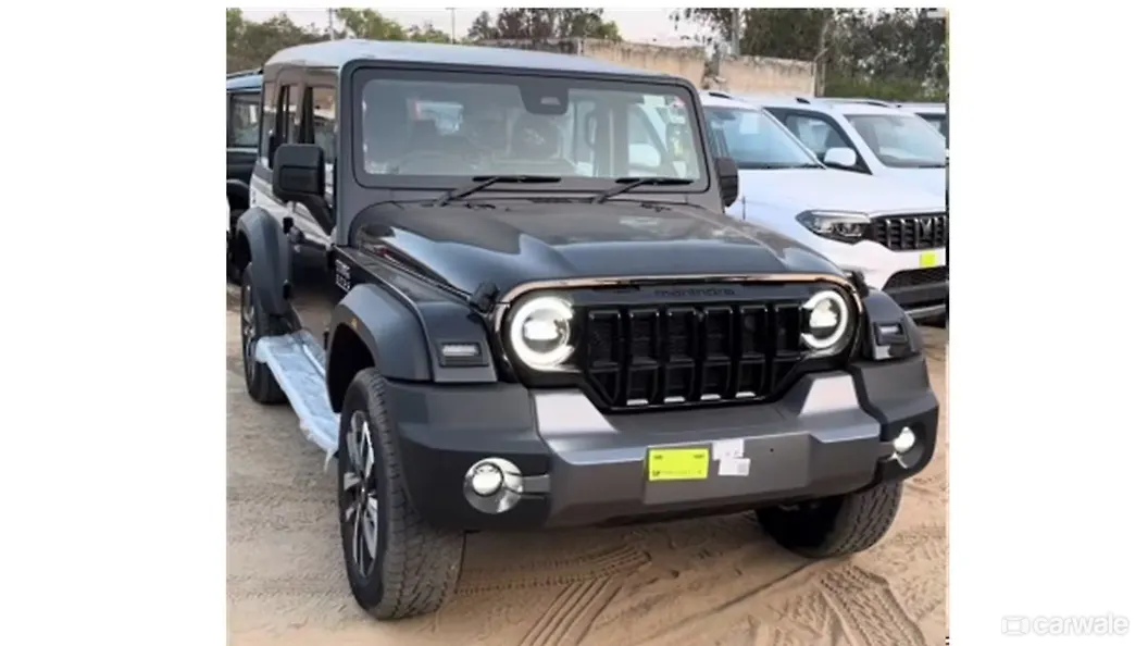 Mahindra Thar Roxx Right Front Three Quarter