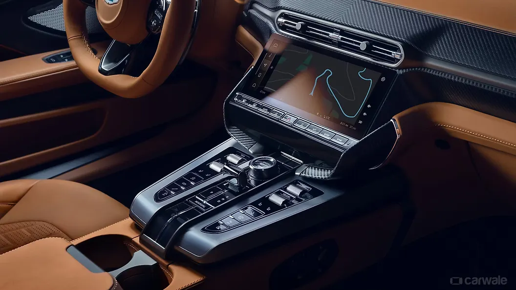 एस्टन मार्टिन वैंक्विश डैशबोर्ड