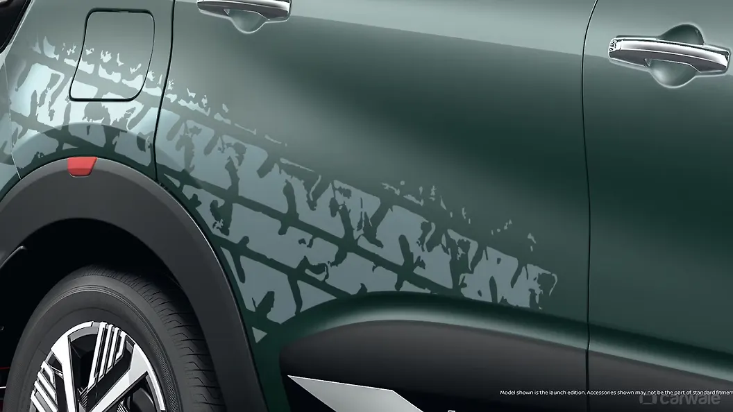 Nissan Gravite Closed Fuel Lid