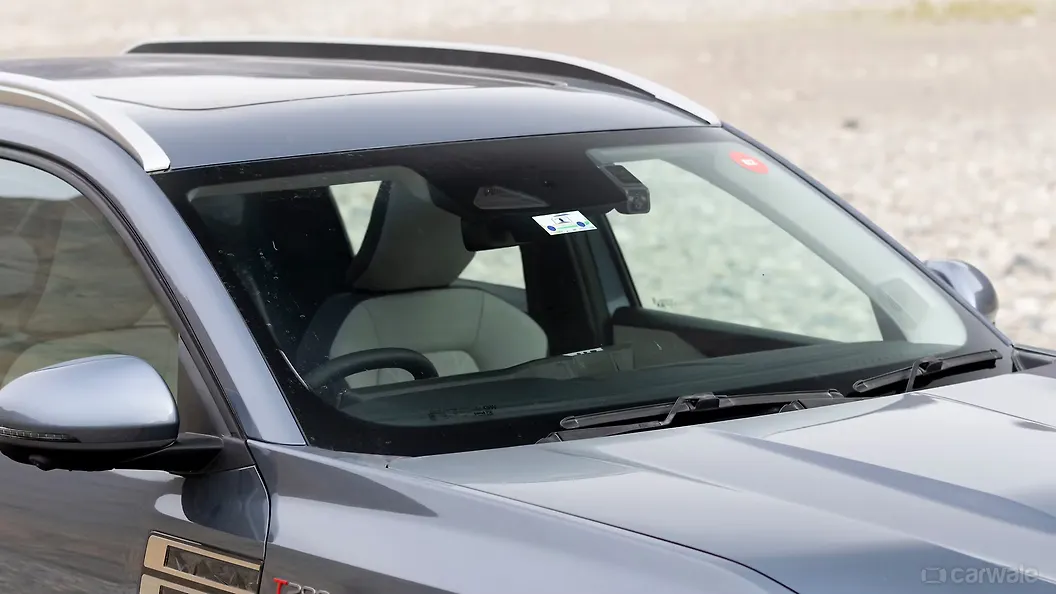 Nissan Tekton Front Windshield/Windscreen