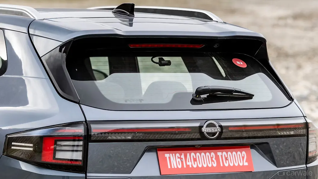 Nissan Tekton Rear Windshield/Windscreen