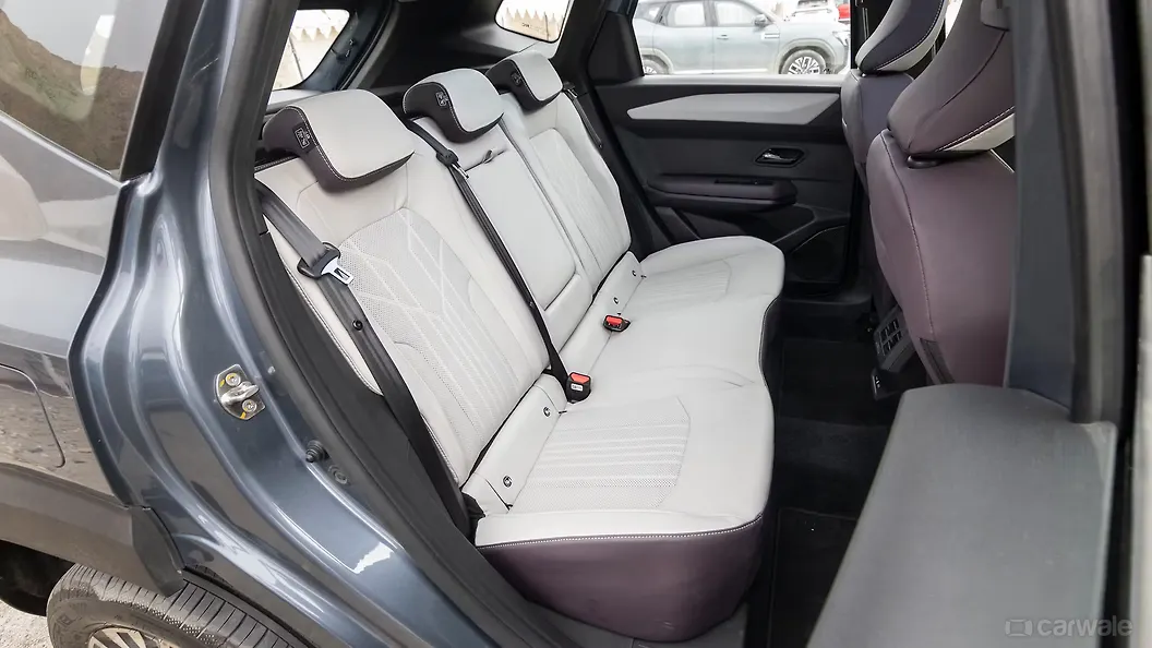 Nissan Tekton Rear Seats