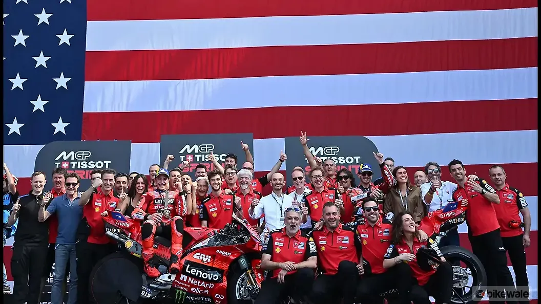 Ducati Panigale V4 Right Side View