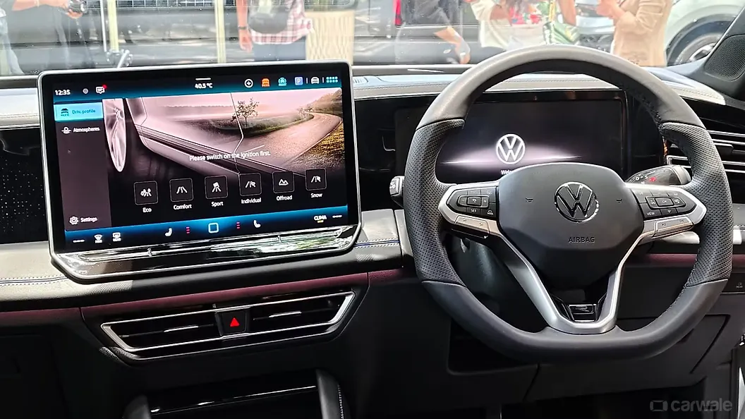 Tiguan R-Line Dashboard Image, Tiguan R-Line Photos in India - CarWale