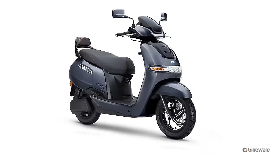 TVS iQube Right Front Three Quarter