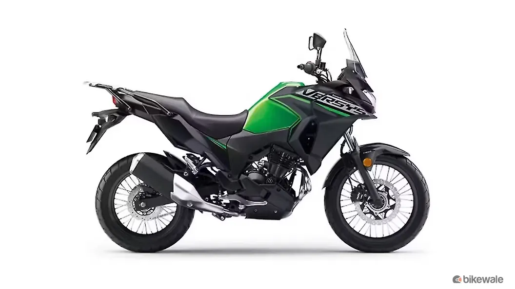 KTM RC 200 Right Side View