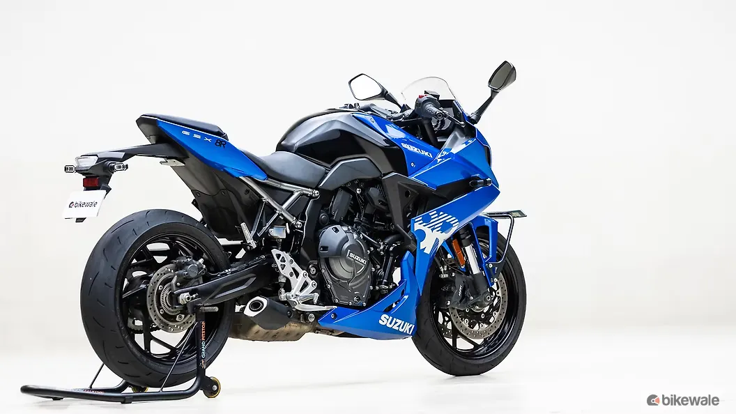 Suzuki GSX-8R Right Rear Three Quarter