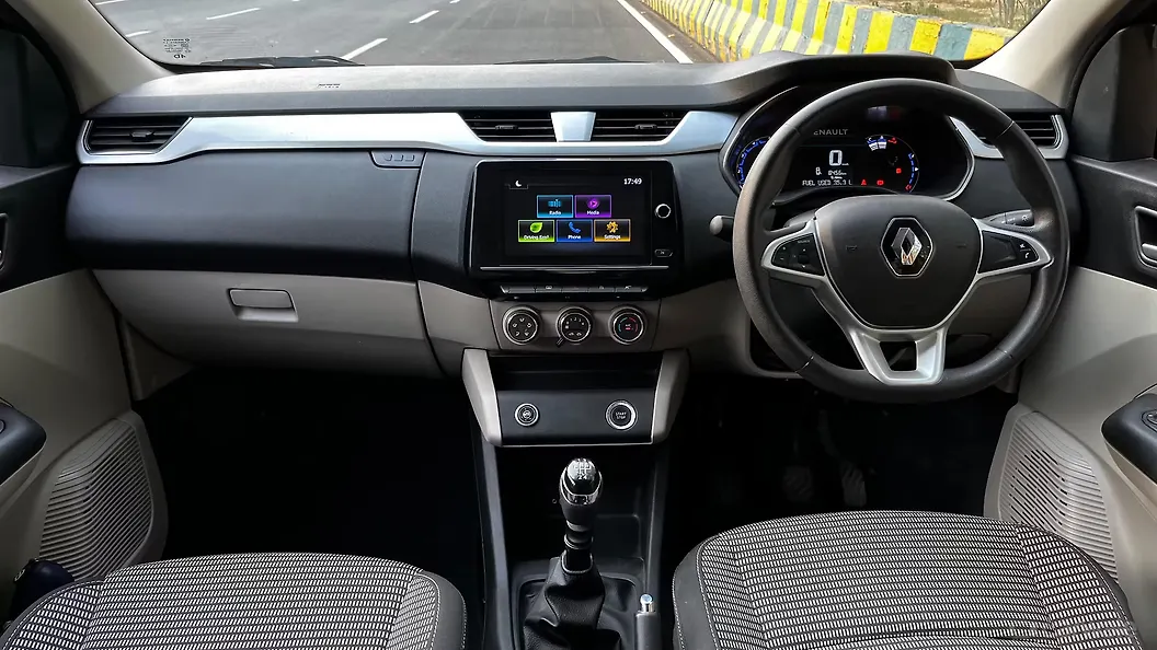 Renault Triber Dashboard