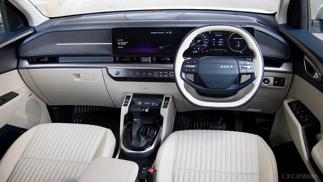 Kia Carens Clavis Dashboard