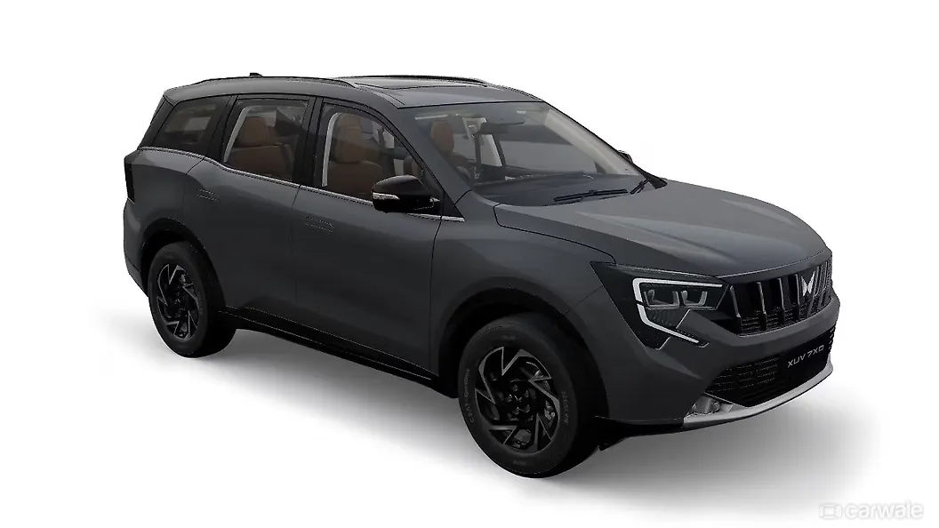 Mahindra XUV 7XO Right Front Three Quarter