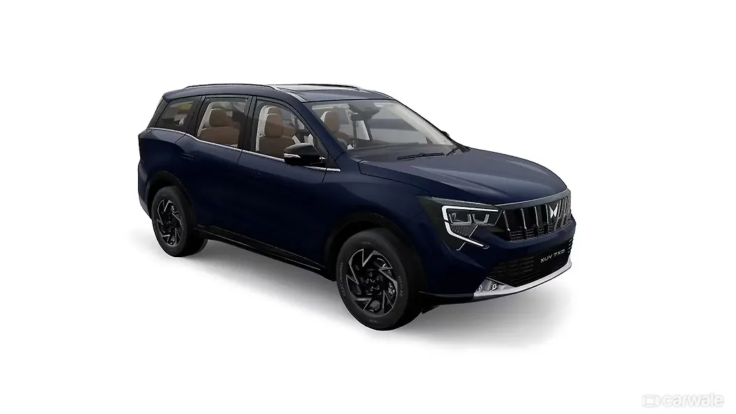 Mahindra XUV 7XO Right Front Three Quarter
