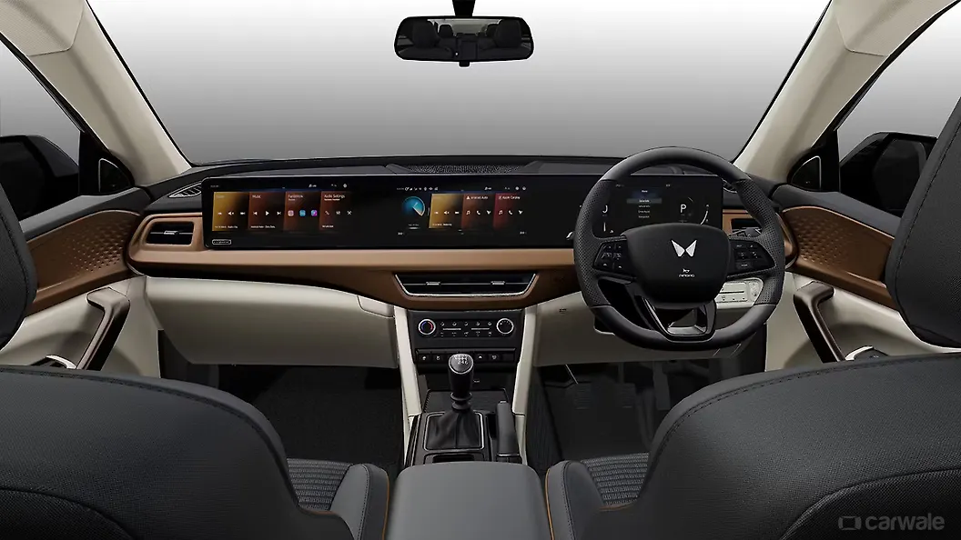 Mahindra XUV 7XO Dashboard