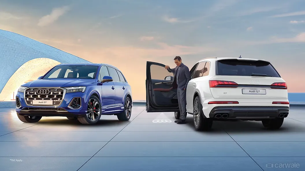 ऑडी q7 लेफ्ट फ्रंट थ्री क्वार्टर