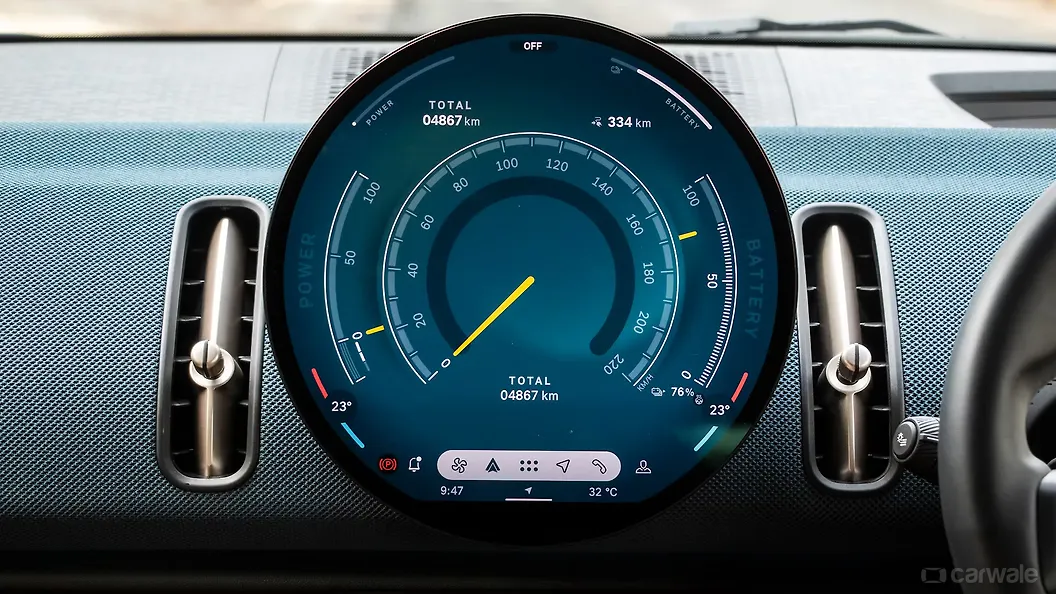 Mini Countryman Electric Infotainment System