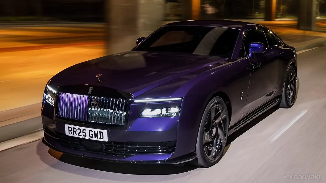 Rolls-Royce Spectre Left Front Three Quarter