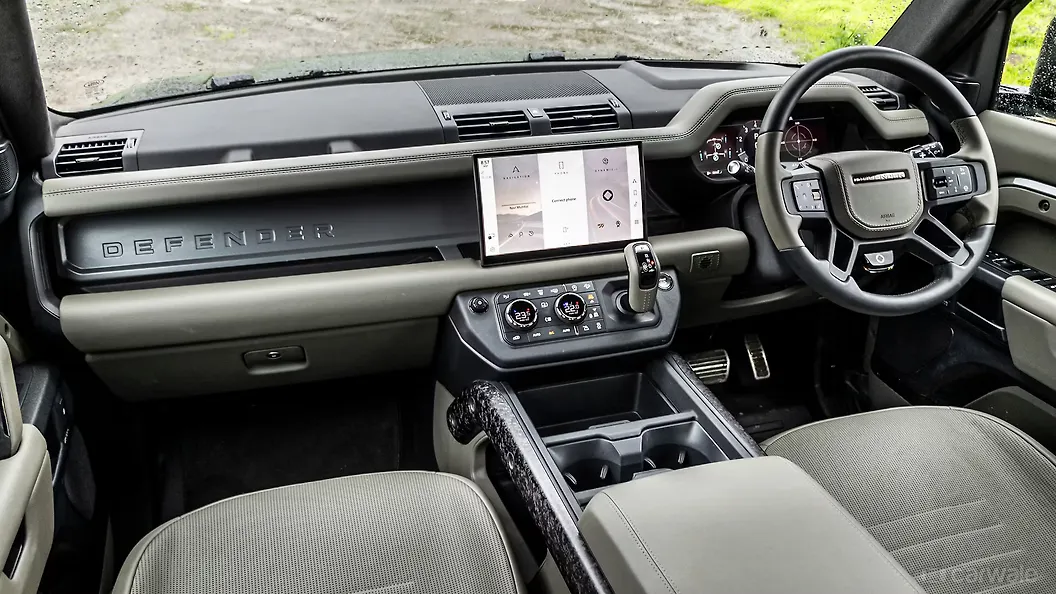 Land Rover Defender Dashboard
