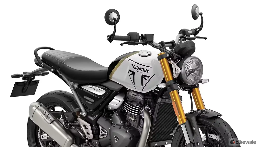 Triumph Speed 400 Right Front Three Quarter