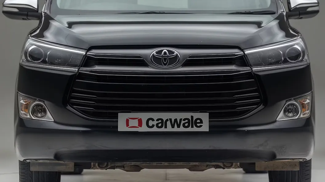 innova crysta bonnet price