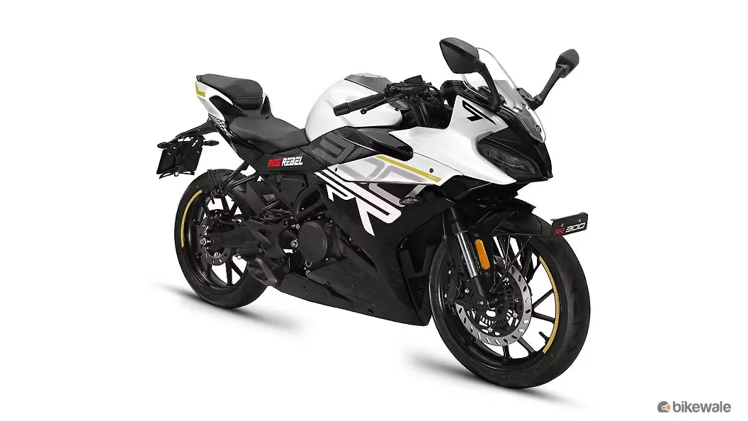 Keeway RR300 Right Front Three Quarter