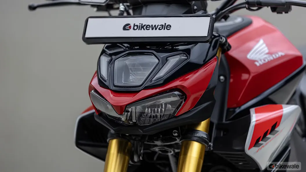 Honda CB 125 Hornet Head Light Image – BikeWale