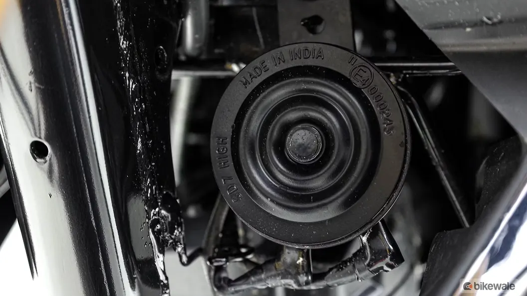 Honda CB 125 Hornet Head Light Image – BikeWale