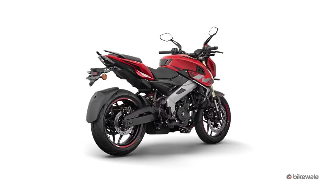 बजाज पल्सर NS400Z राइट रियर थ्री क्वार्टर