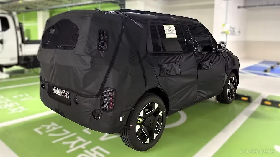 Kia Syros EV Right Rear Three Quarter