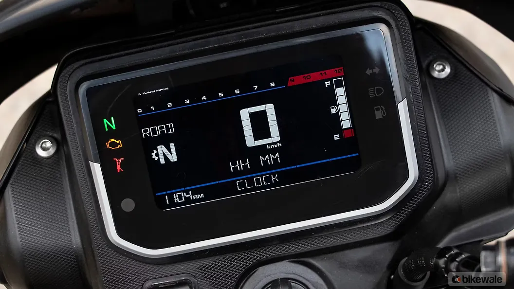 Hero Glamour X 125 Clock Image BikeWale hero-glamour-x-125-clock-image-bikewale