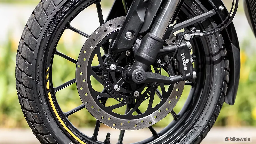Triumph Tracker 400 Rear Disc Brake Caliper Image – BikeWale
