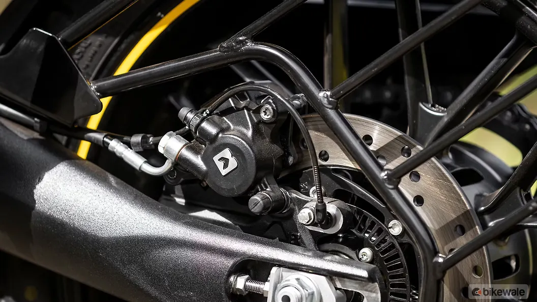 Triumph Tracker 400 Rear Disc Brake Caliper Image – BikeWale