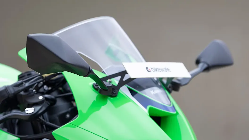 Kawasaki Ninja ZX-6R Rear View Mirror Image – BikeWale