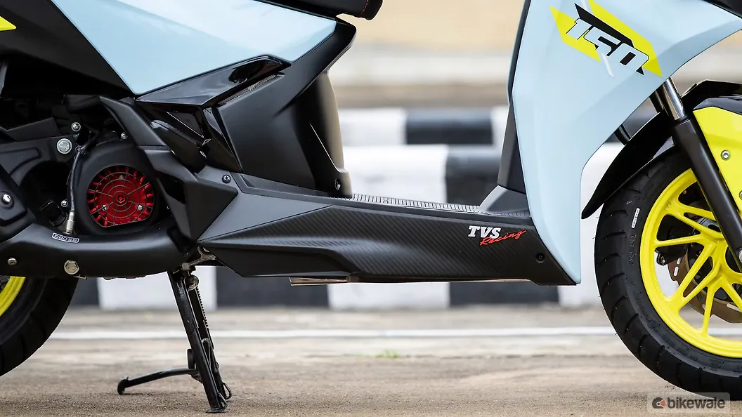 TVS Ntorq 150 Right Front Three Quarter Image – BikeWale