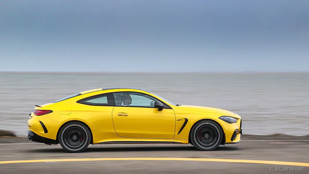 मर्सिडीज़ बेंज़ एएमजी CLE राइट साइड का दृश्य