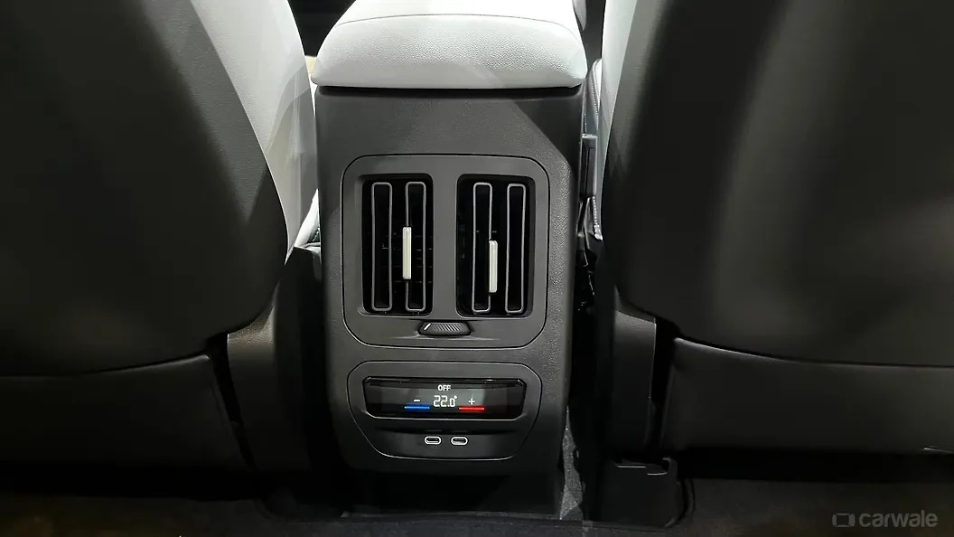 BMW iX3 Rear Row Air Vent