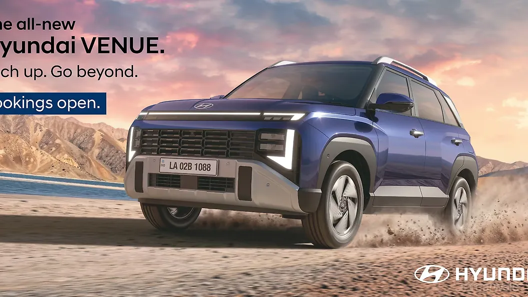 Hyundai Venue Left Front Three Quarter