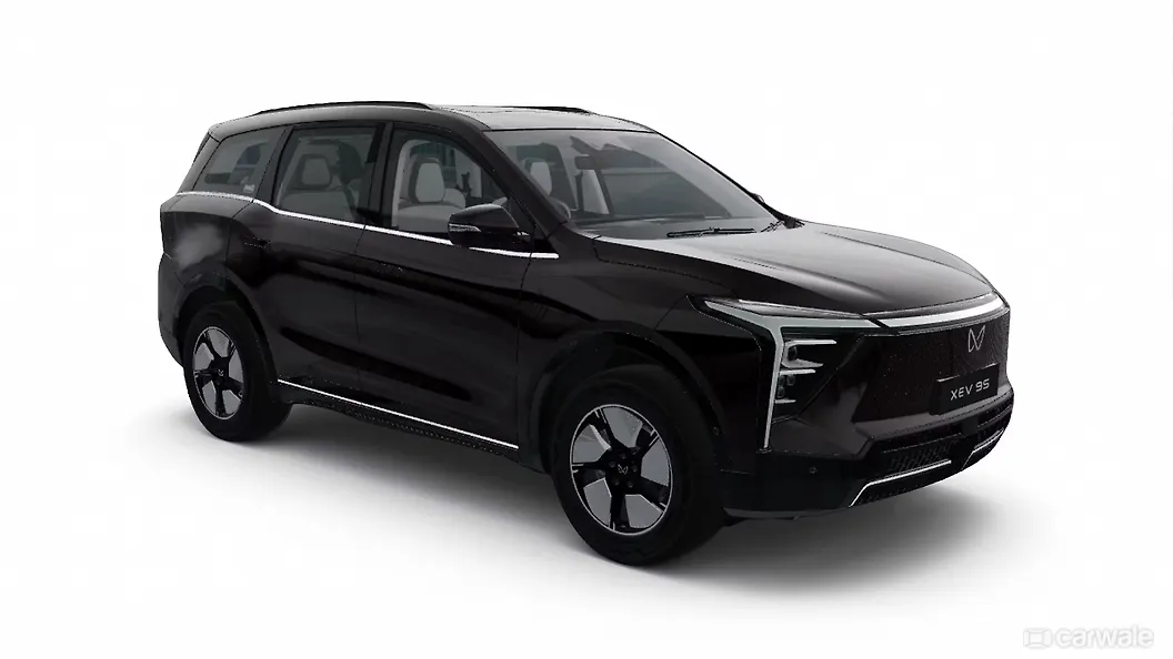 Mahindra XEV 9S Right Front Three Quarter