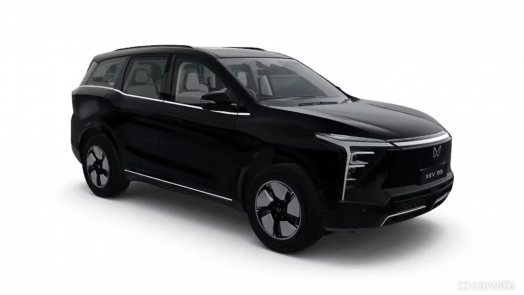 Mahindra XEV 9S Right Front Three Quarter
