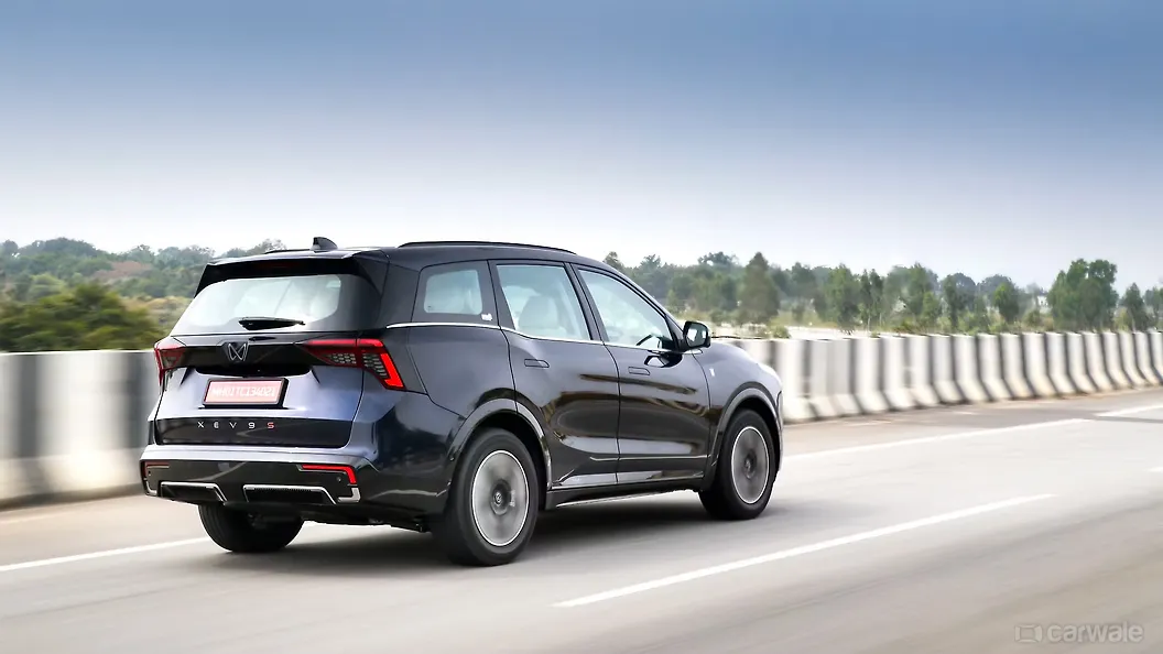 Mahindra XEV 9S Right Rear Three Quarter